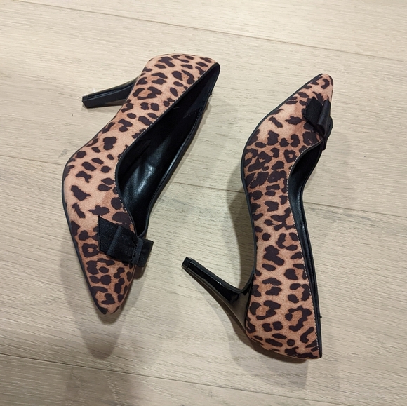 Leopard Print bow detail heels - Picture 6 of 12